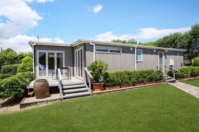 8 Hari Road, Karaka, Papakura - Carousel 2