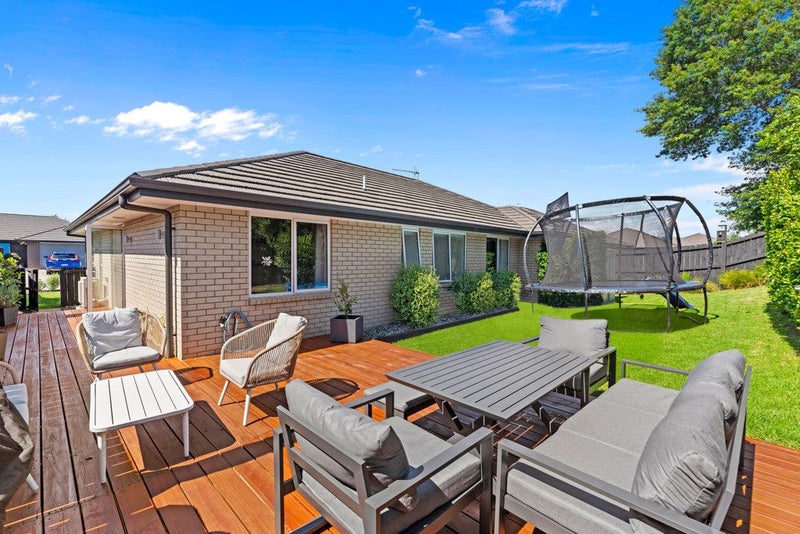 3 Darnika Way, Patumahoe, Pukekohe - Carousel 1