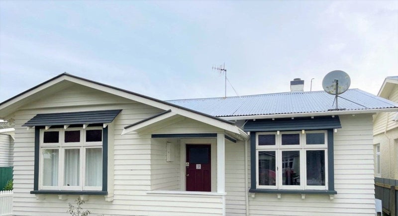 94 Limbrick Street, Terrace End, Palmerston North - Carousel 1
