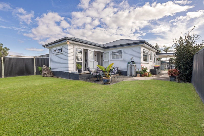 12 Greerton Road, Gate Pa, Tauranga - Carousel 2