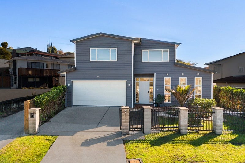 5 Lyttelton Avenue, Forrest Hill, Auckland - Carousel 2