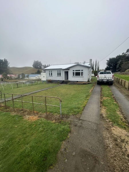 87 Hovding Street, Norsewood - Carousel 1