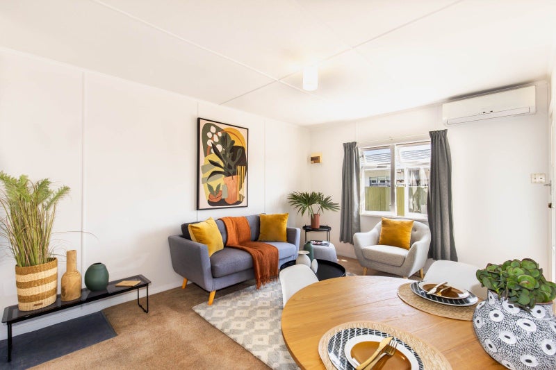 2/106 Grove Street, The Wood, Nelson - Carousel 1