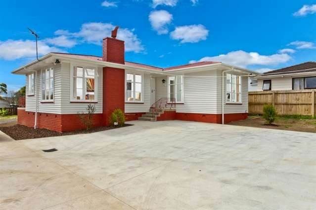 469 Swanson Road, Ranui, Auckland - Carousel 1