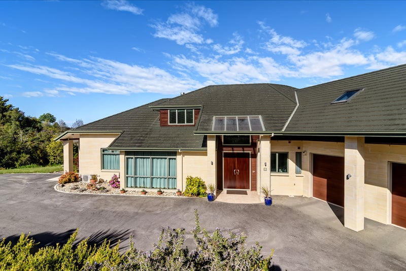 8 Bronte Road East, Bronte, Upper Moutere - Carousel 2