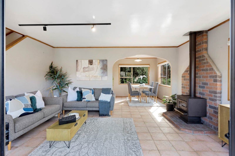 2/2 Fuchsia Place, Birkdale, Auckland - Carousel 2