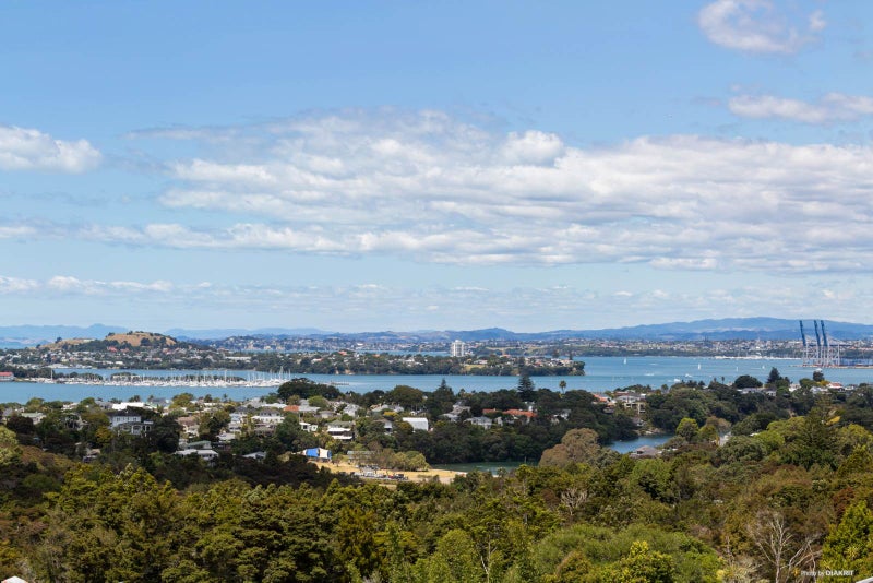 40/241 Hinemoa Street, Birkenhead, Auckland - Carousel 1