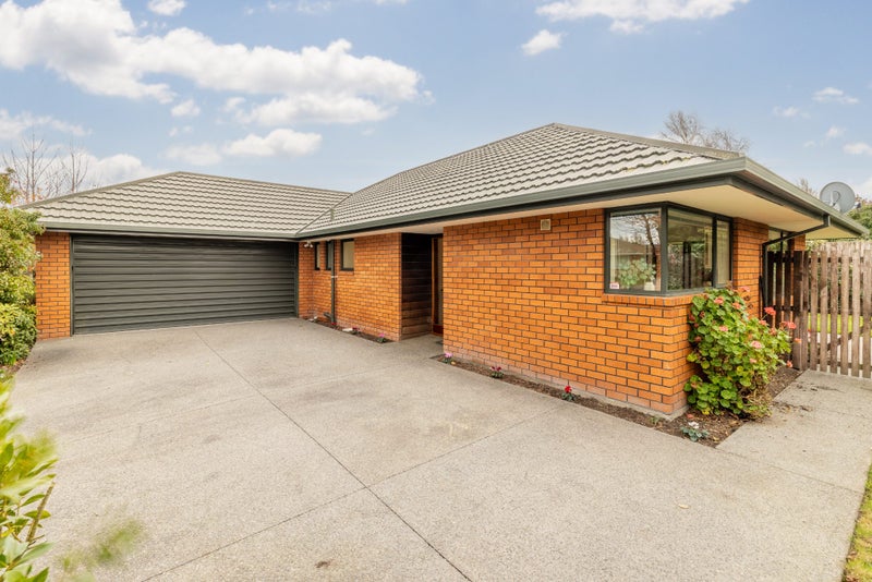 23A Farquhars Road, Redwood, Christchurch - Carousel 1