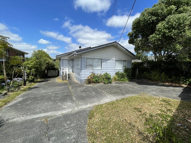 73 Triangle Road, Massey, Auckland - Carousel 1