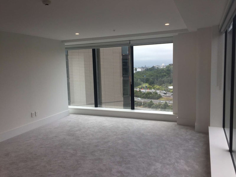 402/8 Whitaker Place, Grafton, Auckland - Carousel 2