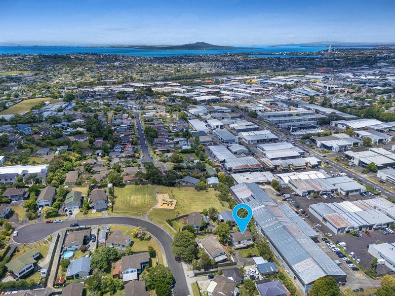 1/7 Leiden Place, Tōtara Vale, Auckland - Carousel 29