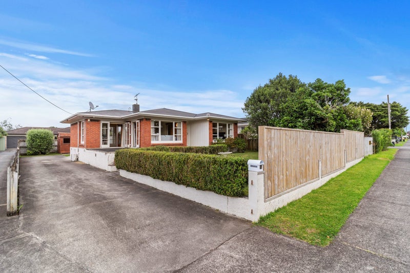 15 Gatland Road, Opaheke, Papakura - Carousel 1