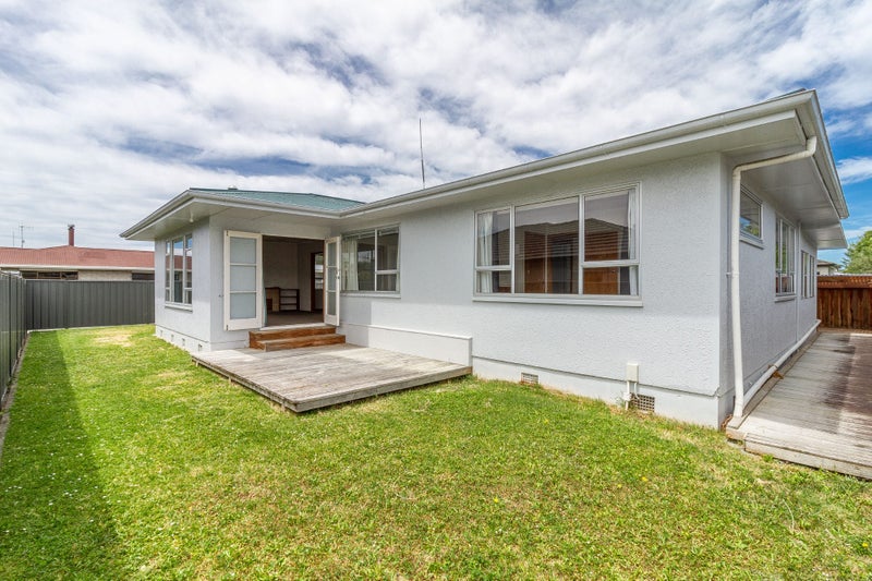 9B Gebbie Road, Taradale, Napier - Carousel 1