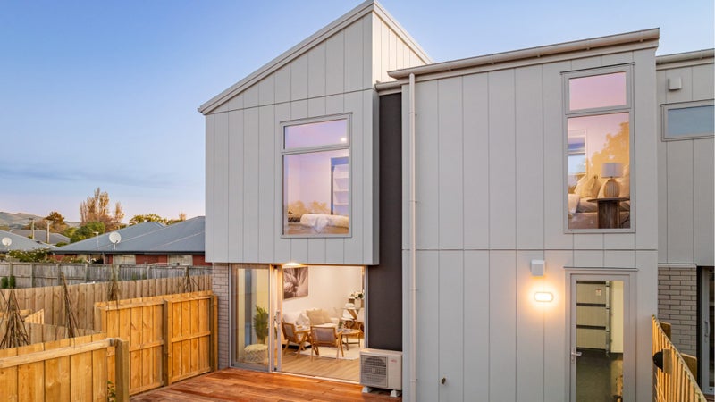 1/243 Lyttelton Street, Spreydon, Christchurch - Carousel 1