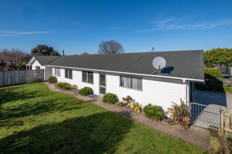 55 Grey Street, Normanby, Hawera - Carousel 2