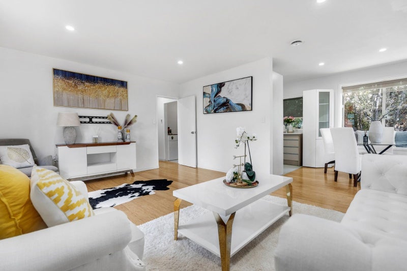 2/3 Barron Drive, Green Bay, Auckland - Carousel 2