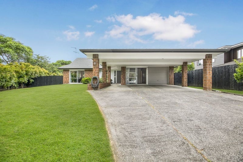 6 Corolu Place, Conifer Grove, Takanini - Carousel 2