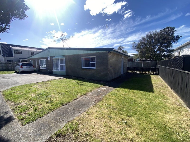 2/15A Byron Street, Miramar, Wellington - Carousel 14