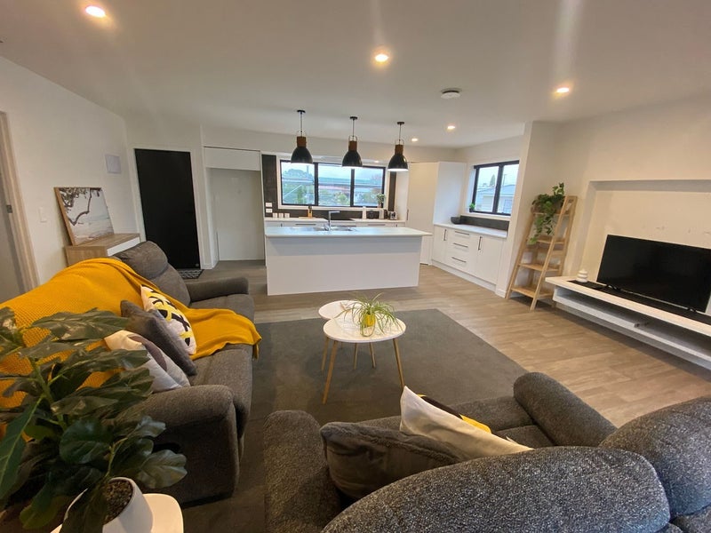 133 Kingswood Road, Brookfield, Tauranga - Carousel 1