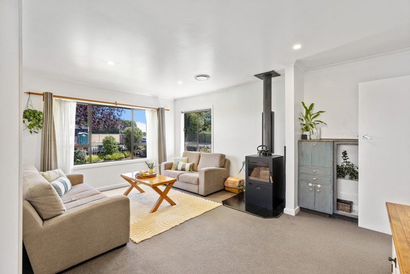 1/104 Philpotts Road, Mairehau, Christchurch - Carousel 1