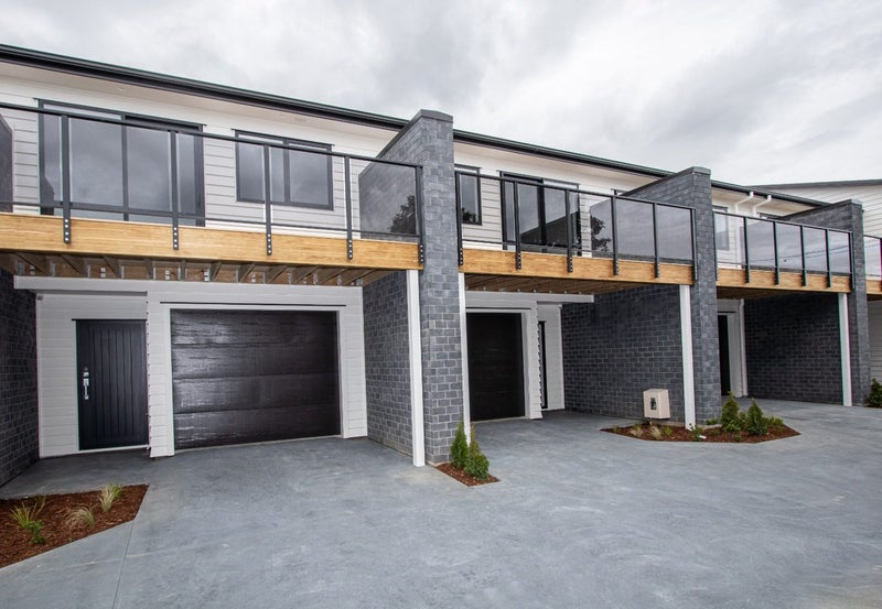 6/10 Charlemont Street, Whitiora, Hamilton - Carousel 1
