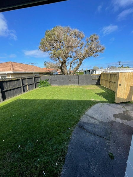 4/35 Riversdale Road, Avondale, Auckland - Carousel 9