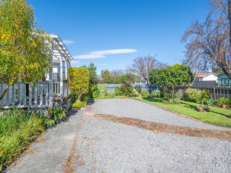 915 Willowpark Road North, Mayfair, Hastings - Carousel 20