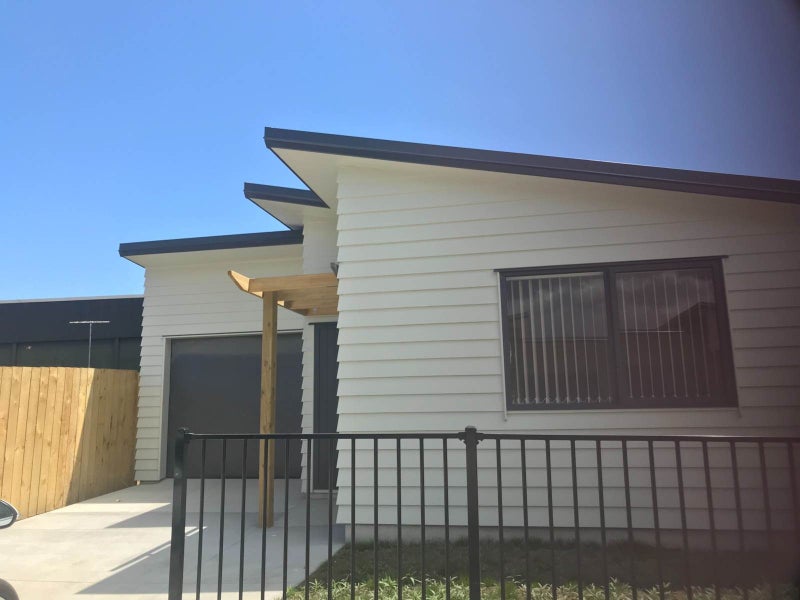 7 Fay Close, Wiri, Auckland - Carousel 1