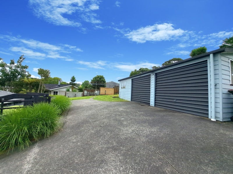 118 Canongate Street, Birkdale, Auckland - Carousel 13
