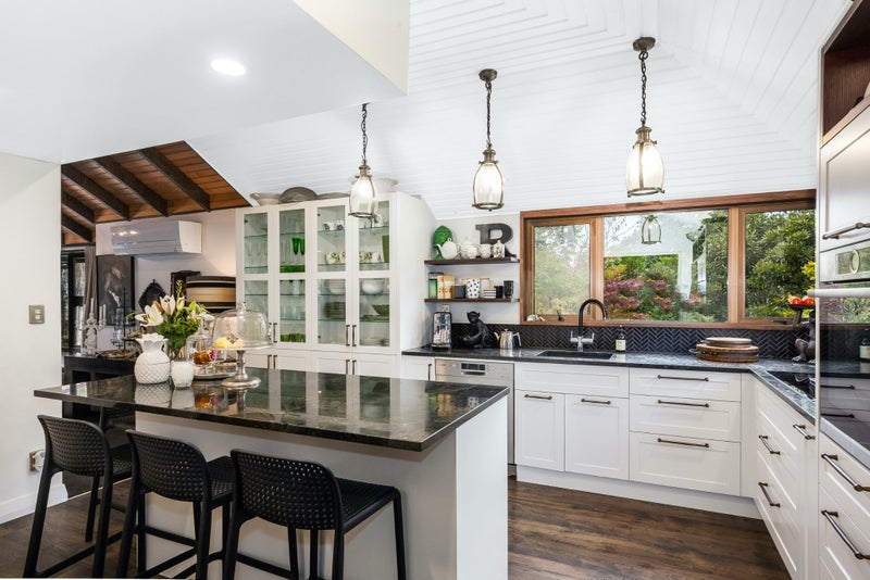 31 Flightys Road, Porirua - Carousel 2