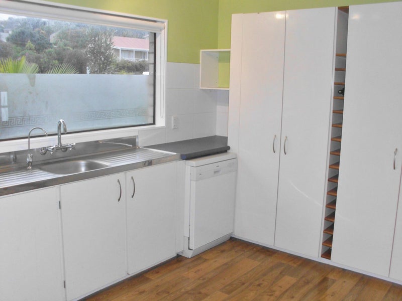 7 Palliser Lane, Browns Bay, Auckland - Carousel 2