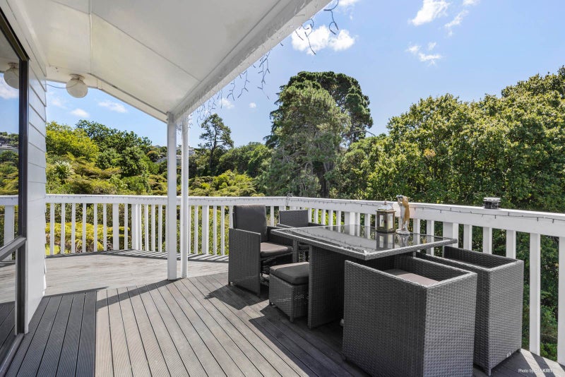 9B Stephen Lysnar Place, Hillsborough, Auckland - Carousel 2