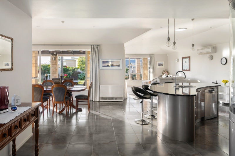 95 Potae Avenue, Lytton West, Gisborne - Carousel 2