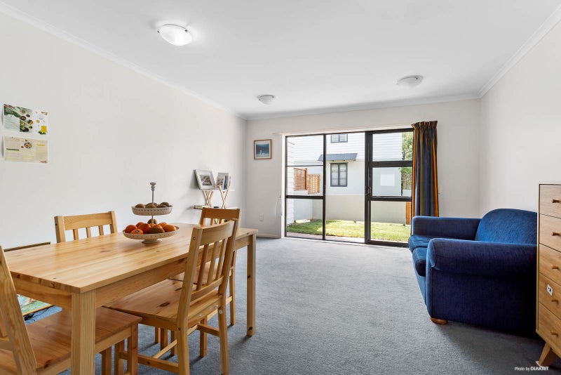 19/5 Carolina Place, Albany, Auckland - Carousel 2