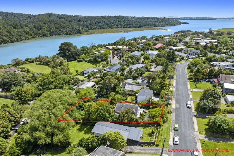 13 Gails Drive, Albany - Carousel 1