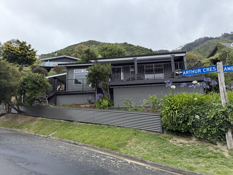 5A Arthur Crescent, Waikawa, Picton - Carousel 26
