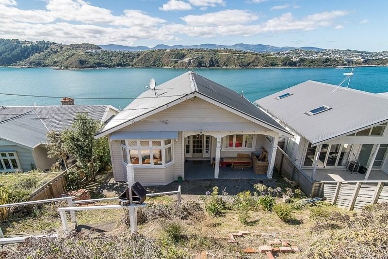 98 Te Anau Road, Hataitai, Wellington - Carousel 1