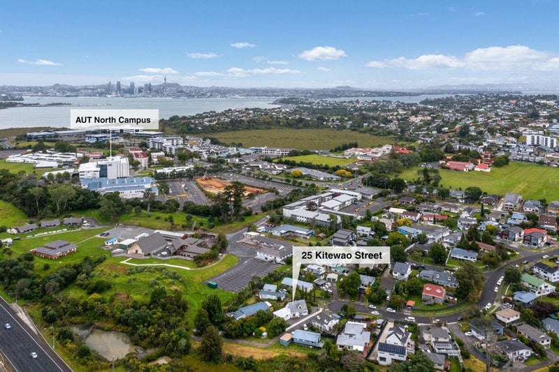 25 Kitewao Street, Northcote, Auckland - Carousel 24
