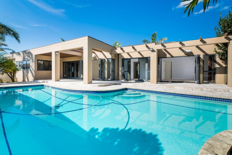 60A Seaview Road, Castor Bay, Auckland - Carousel 2