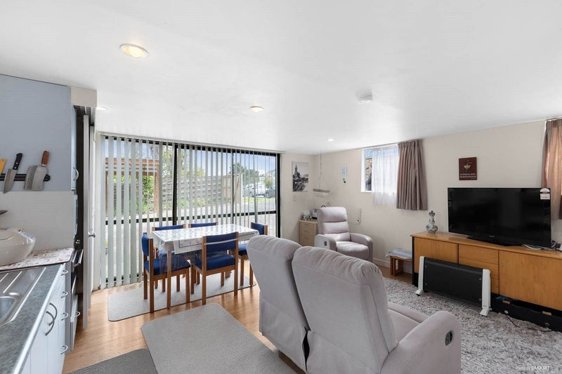 119 Oreil Avenue, West Harbour, Auckland - Carousel 2