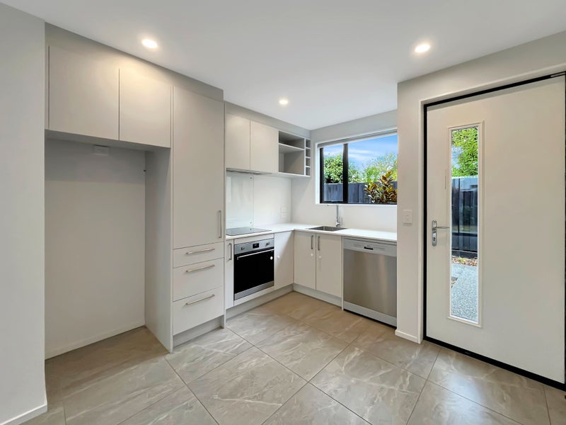 62 Cleveland Street, Edgeware, Christchurch - Carousel 2