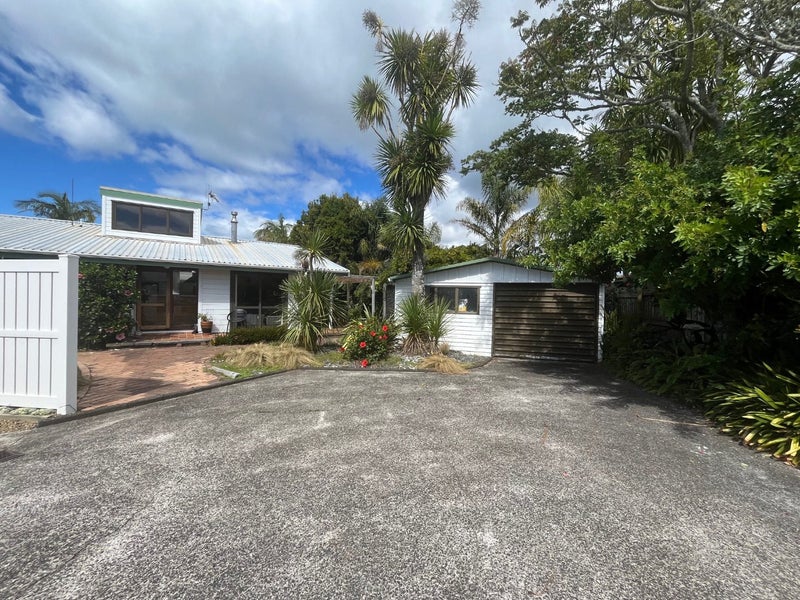 2/27 MOTUORA Road, Manly, Auckland - Carousel 2