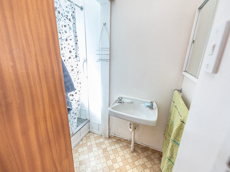 10B Gorran Avenue, Gonville, Whanganui - Carousel 10