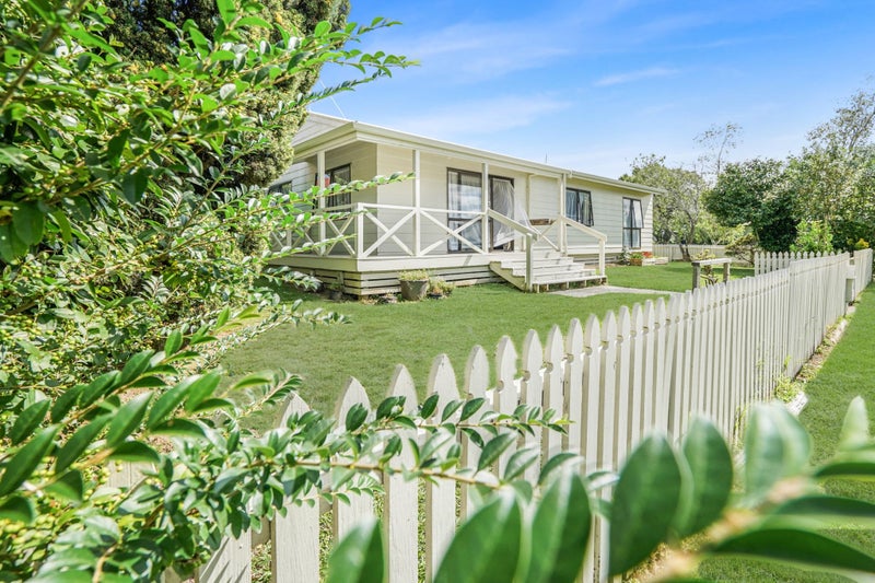 5 Garland Drive, St Andrews, Hamilton - Carousel 1