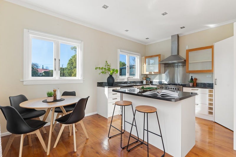 5 Seddon Street, Carterton - Carousel 2