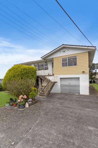 17 Toroa Street, Torbay, Auckland - Carousel 1