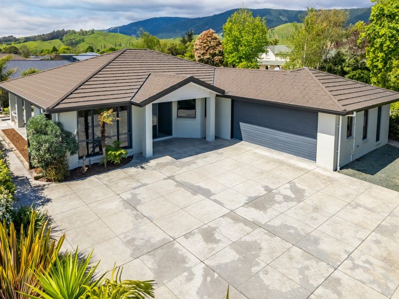 87 CHAMPION Road , Nelson  - Carousel 1