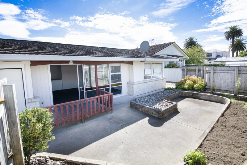 1/33 Latham Street, NAPIER SOUTH, NAPIER - Carousel 12