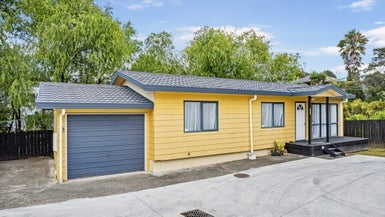 101 Kemp Road, Massey, Auckland - Carousel 1