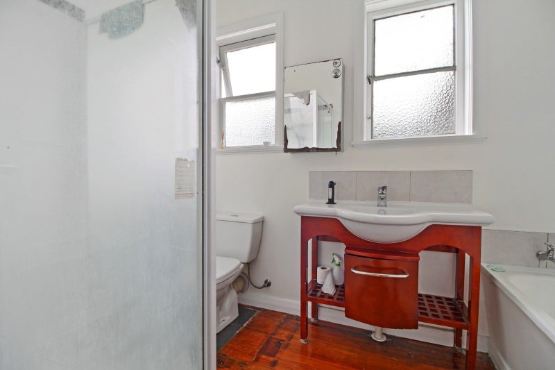 89 Fox Street, Hamilton East, Hamilton - Carousel 10